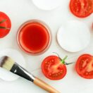 Cách chăm sóc da mặt bằng cà chua đơn giản