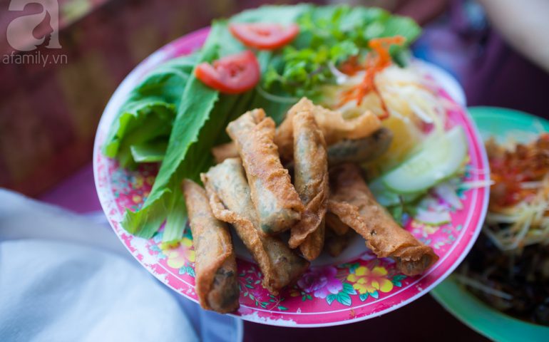 Giản dị thôi, nhưng đến Đà Nẵng mà bỏ qua mấy món ăn vặt này thì “tiếc ráng chịu”